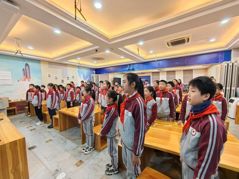 681f385812234ef0a9f1656c957730ca.jpg 681f385812234ef0a9f1656c957730ca.jpg