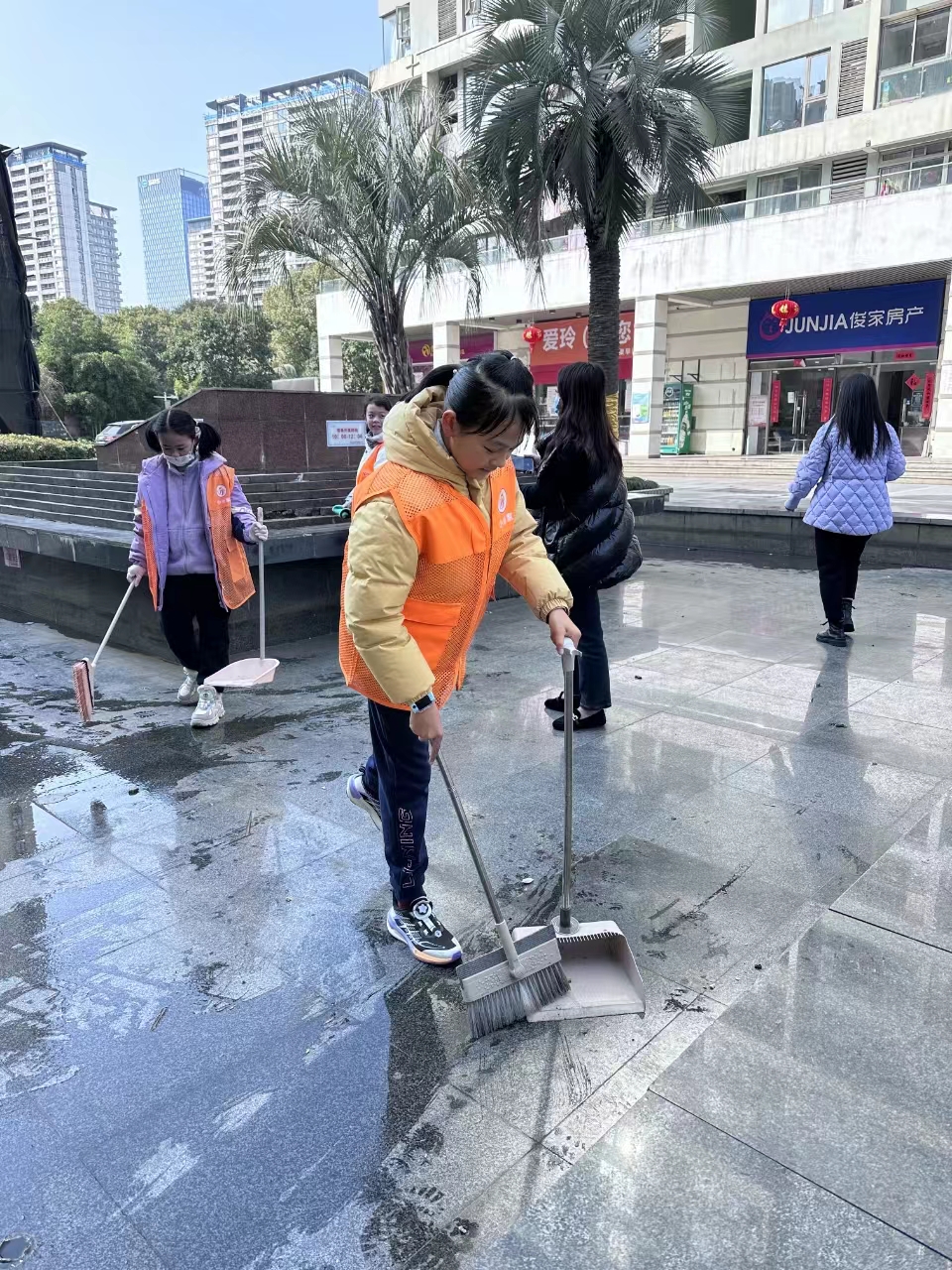 bd3b5c221e4045e8ba02cdfa40763318.jpg bd3b5c221e4045e8ba02cdfa40763318.jpg