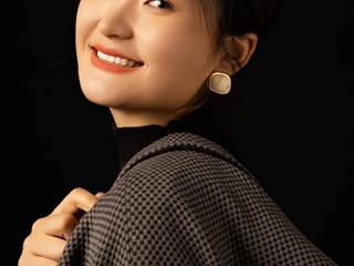 洪雪婷【美术】