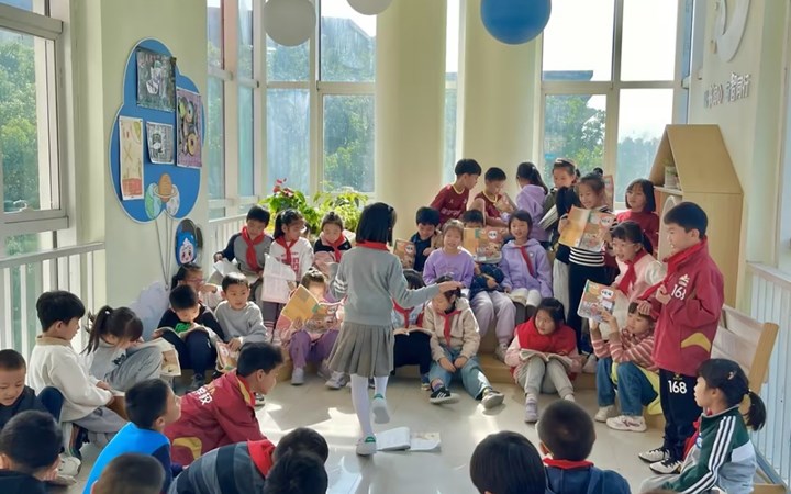 故事王国觅哲思——学生活动